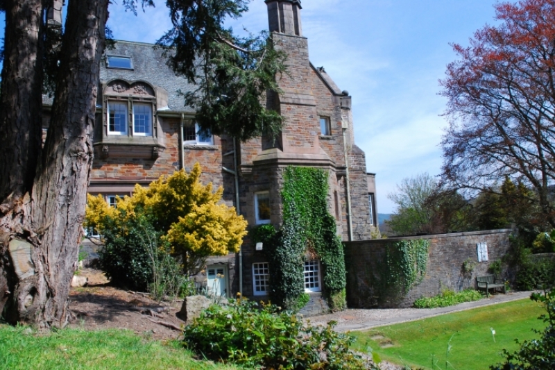 Windlestraw views Windlestraw views