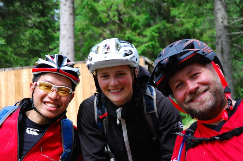 Kelvin, Jess and Colin ... big smiles were the order of the day  Kelvin, Jess and Colin ... big smiles were the order of the day